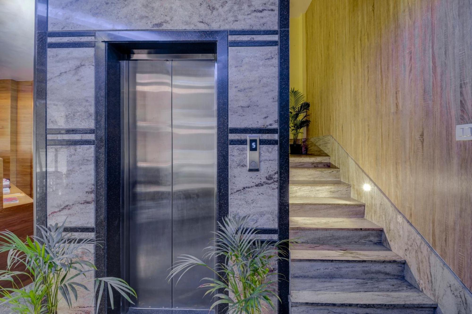 Collection O Karthika Residency Hotel Bangalore Ngoại thất bức ảnh